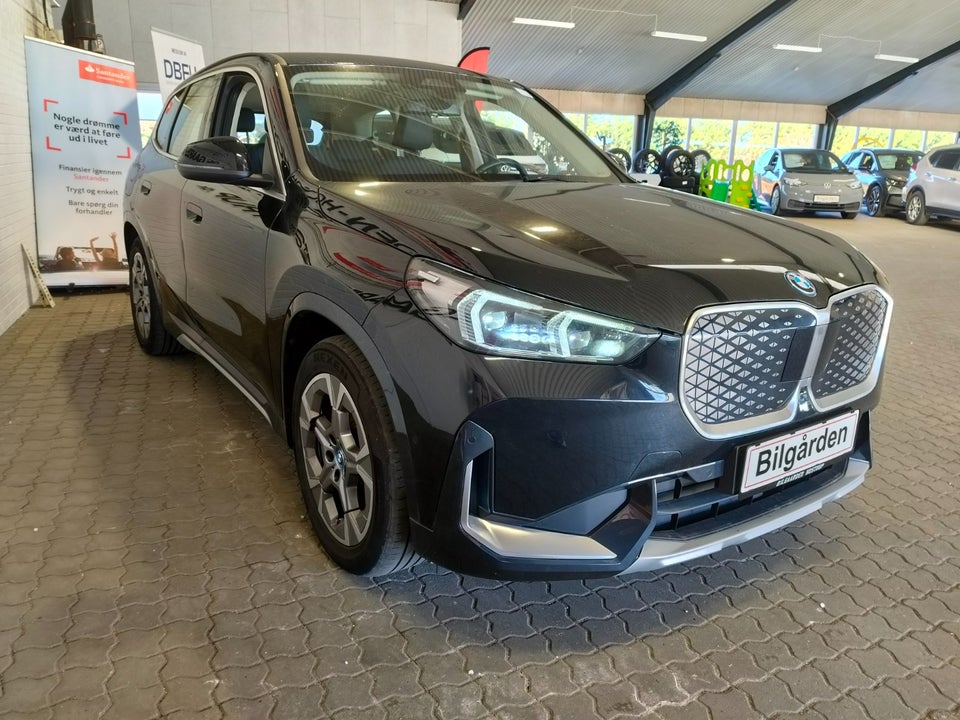 BMW iX1 xDrive30 X-Line 5d