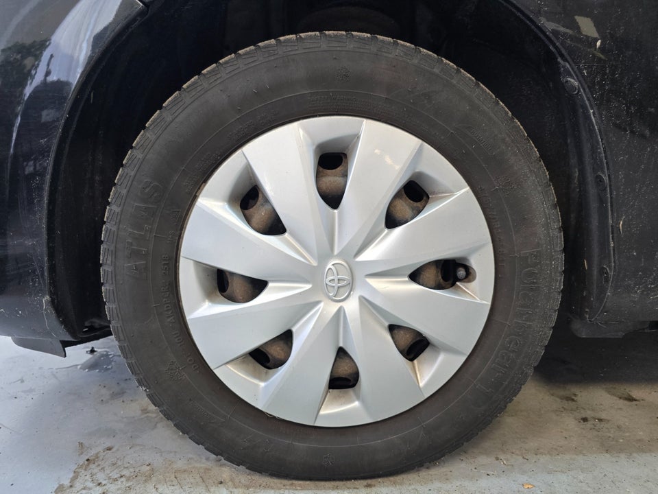 Toyota Yaris 1,0 VVT-i T1 5d