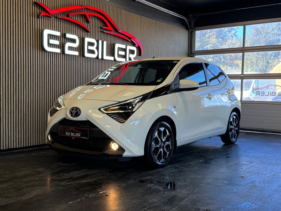 Toyota Aygo 1,0 VVT-i x-press 5d