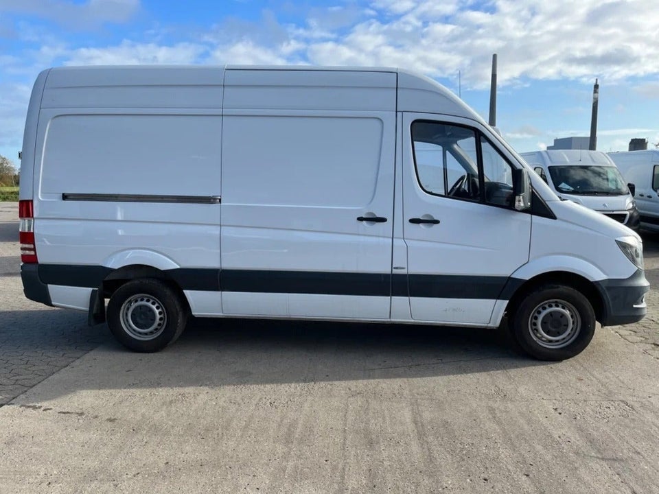 Mercedes Sprinter 316 2,2 CDi R2 Kassevogn 5d