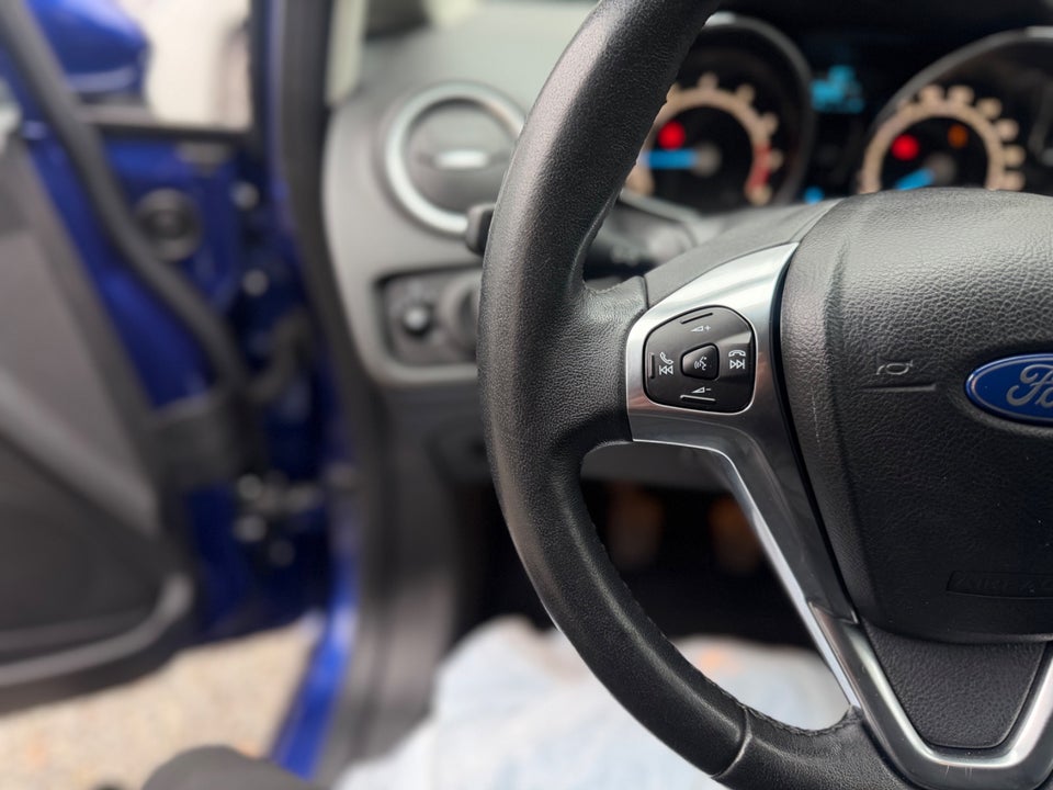Ford Fiesta 1,0 65 Titanium 5d
