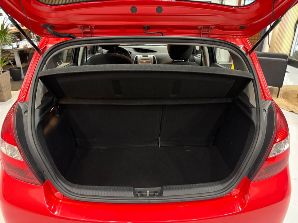 Hyundai i20 1,25 Comfort 5d