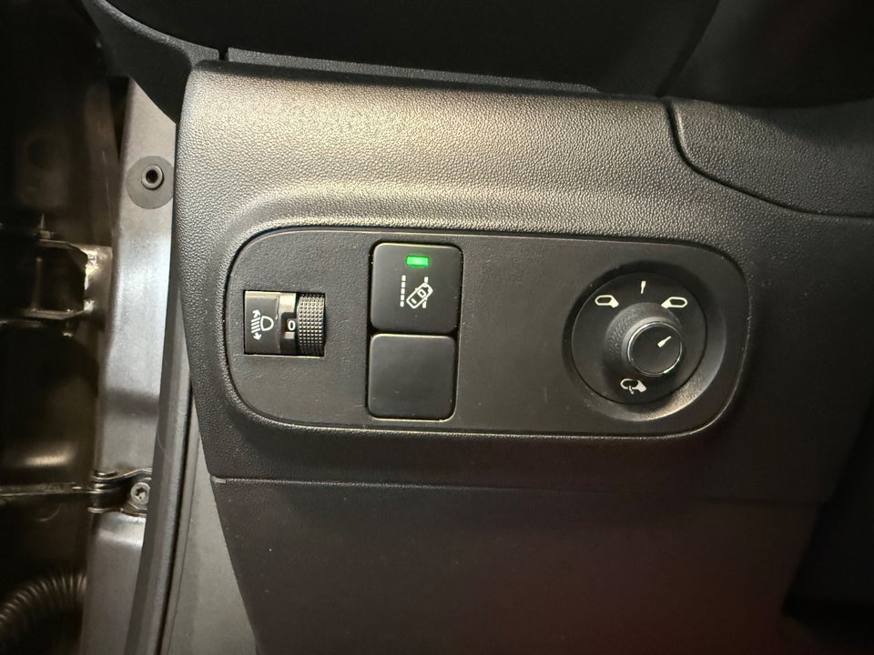 Citroën C3 1,5 BlueHDi 100 SkyLine 5d