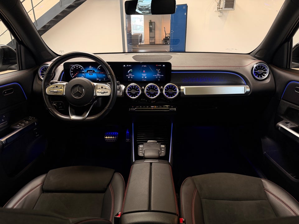 Mercedes EQB250 AMG Line 5d