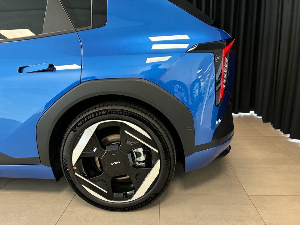 Kia EV4 81 Long Range Upgrade 5d