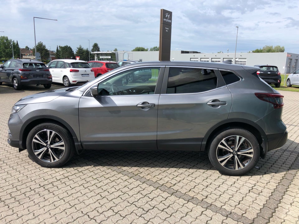 Nissan Qashqai 1,3 Dig-T 160 N-Connecta DCT 5d