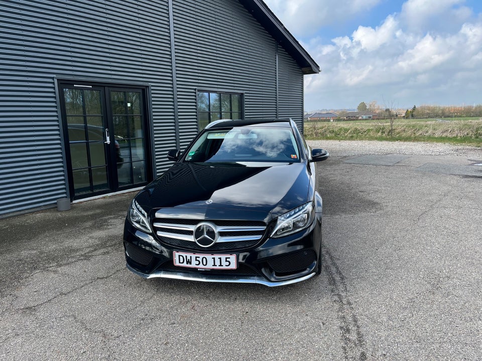 Mercedes C200 2,0 AMG Line stc. aut. 5d
