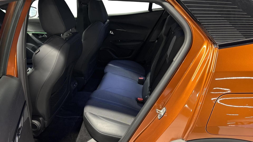 Peugeot e-2008 50 GT 5d