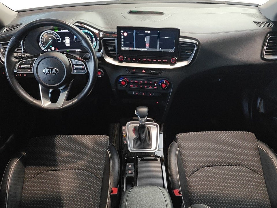 Kia Ceed 1,6 PHEV Upgrade Intro SW DCT 5d