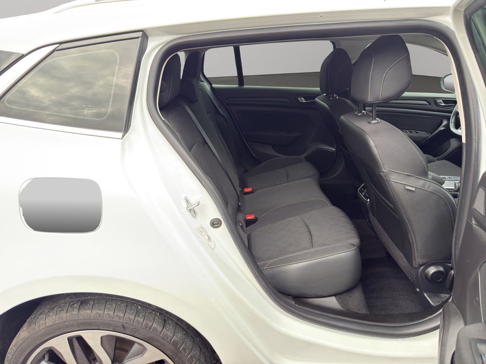 Renault Megane IV 1,3 TCe 140 Zen Sport Tourer 5d