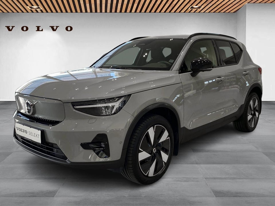 Volvo EX40 Extended Range Plus 5d