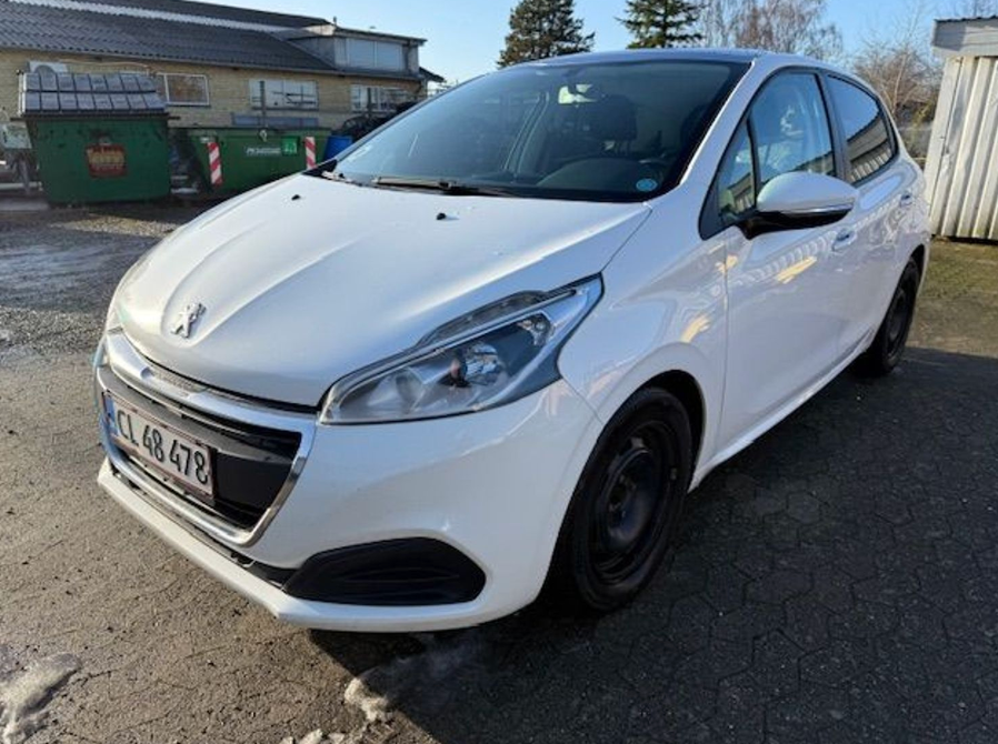 Peugeot 208 1,6 BlueHDi 100 Envy Sky 5d