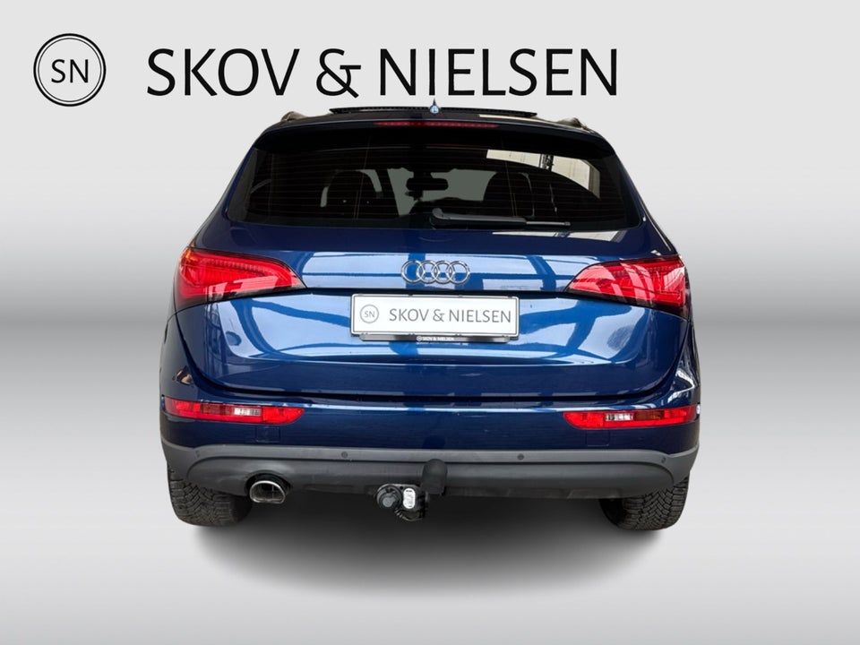 Audi Q5 2,0 TDi 177 S-line quattro S-tr. Van 5d