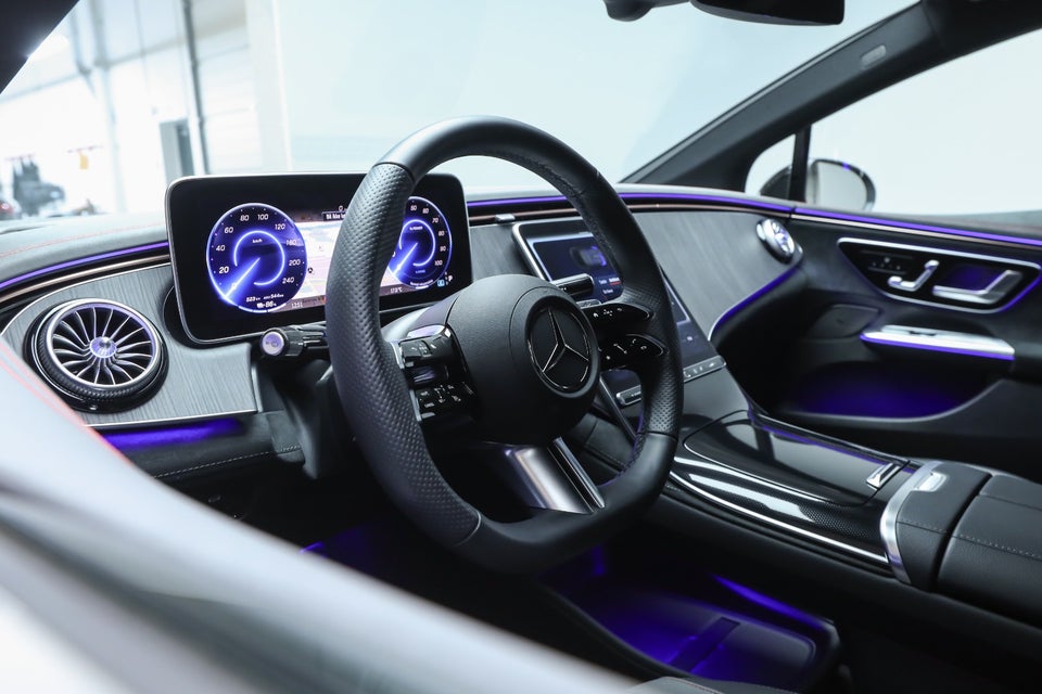 Mercedes EQE350 AMG Line 4d