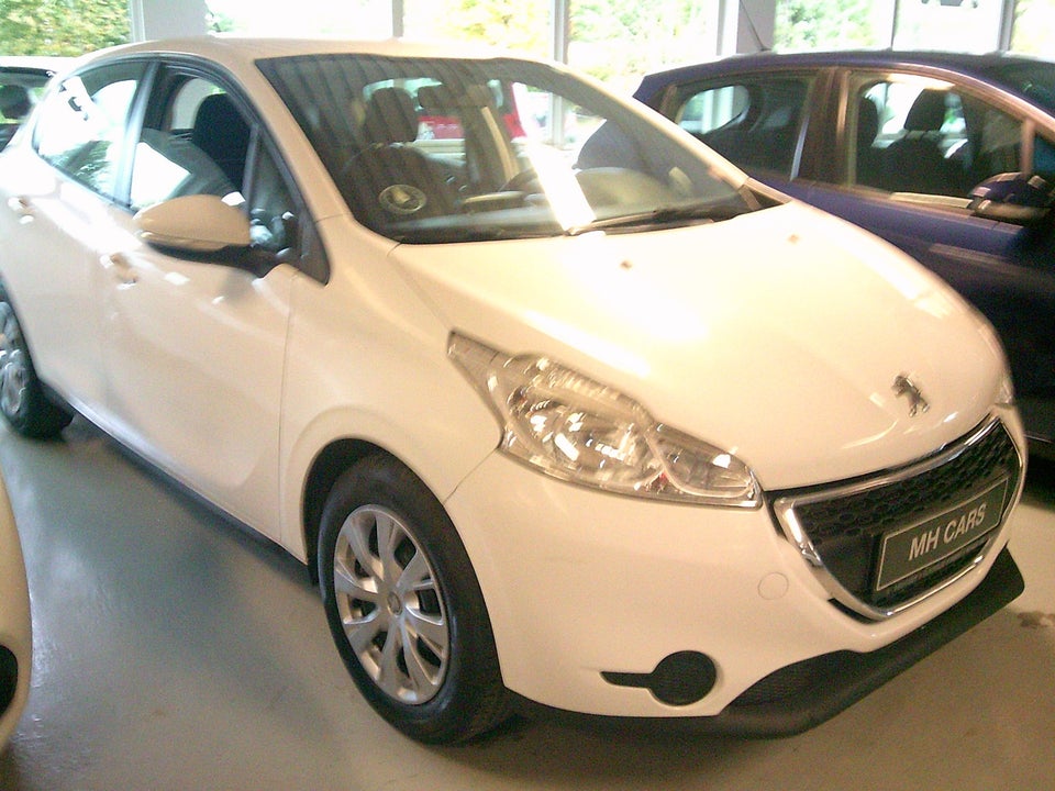 Peugeot 208 1,2 VTi Active 5d
