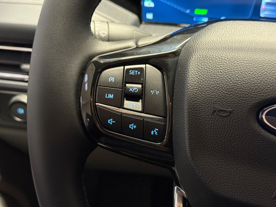 Ford E-Transit Custom 320S 64 Limited