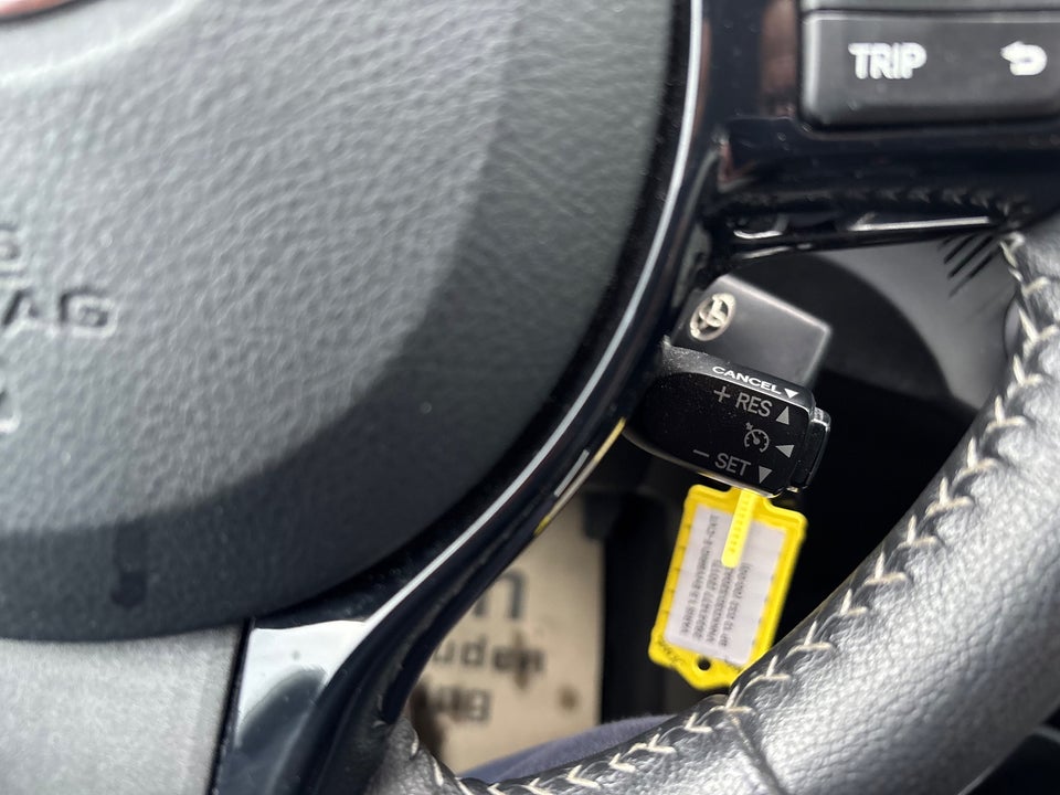 Toyota Yaris 1,5 Hybrid H1 e-CVT 5d