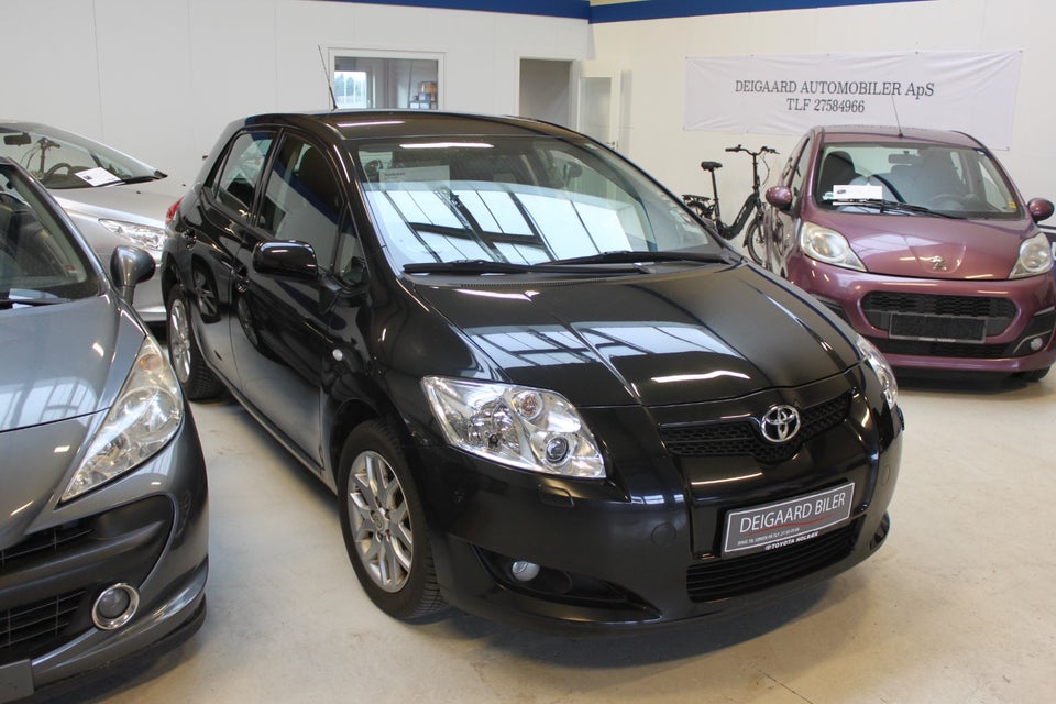 Toyota Auris 1,6 Luna+ 5d
