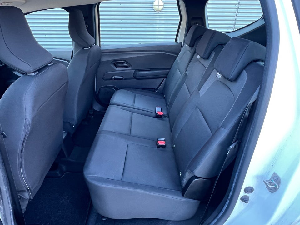 Dacia Jogger 1,0 TCe 110 Essential 7prs 5d