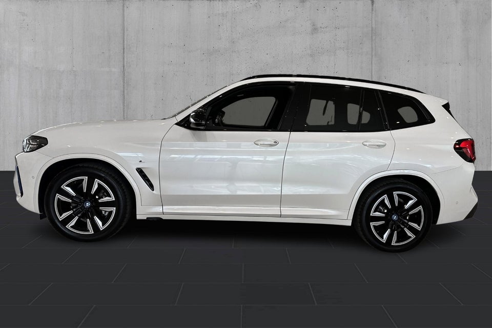 BMW iX3 Charged M-Sport 5d