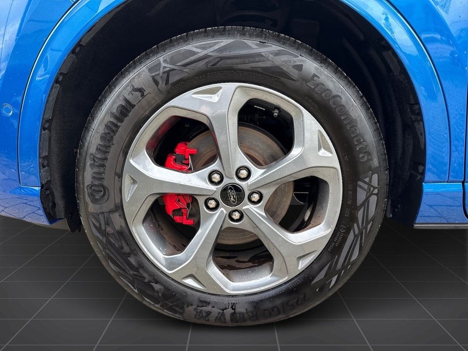 Ford Kuga 2,5 PHEV ST-Line X CVT 5d