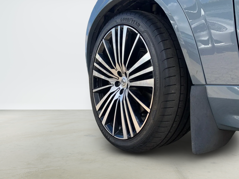 Volvo XC90 2,0 T8 ReCharge R-Design aut. AWD 7prs 5d