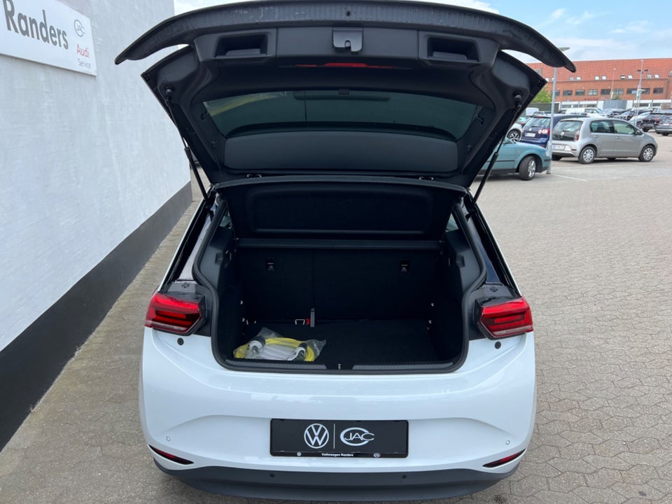 VW ID.3 Pro Performance Van 5d