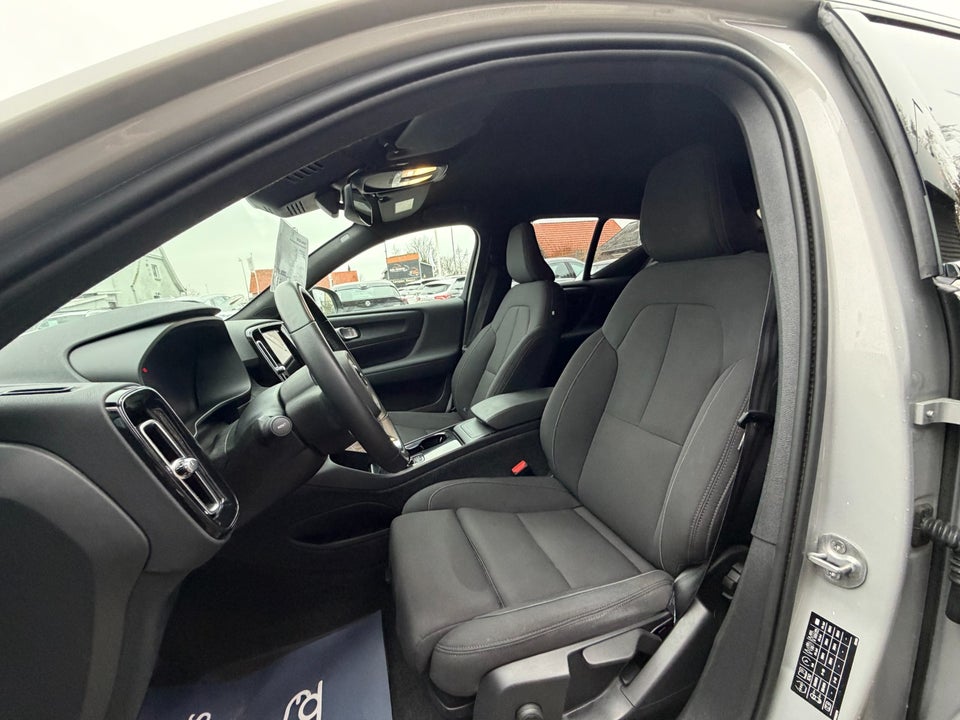 Volvo XC40 ReCharge Extended Range Core 5d