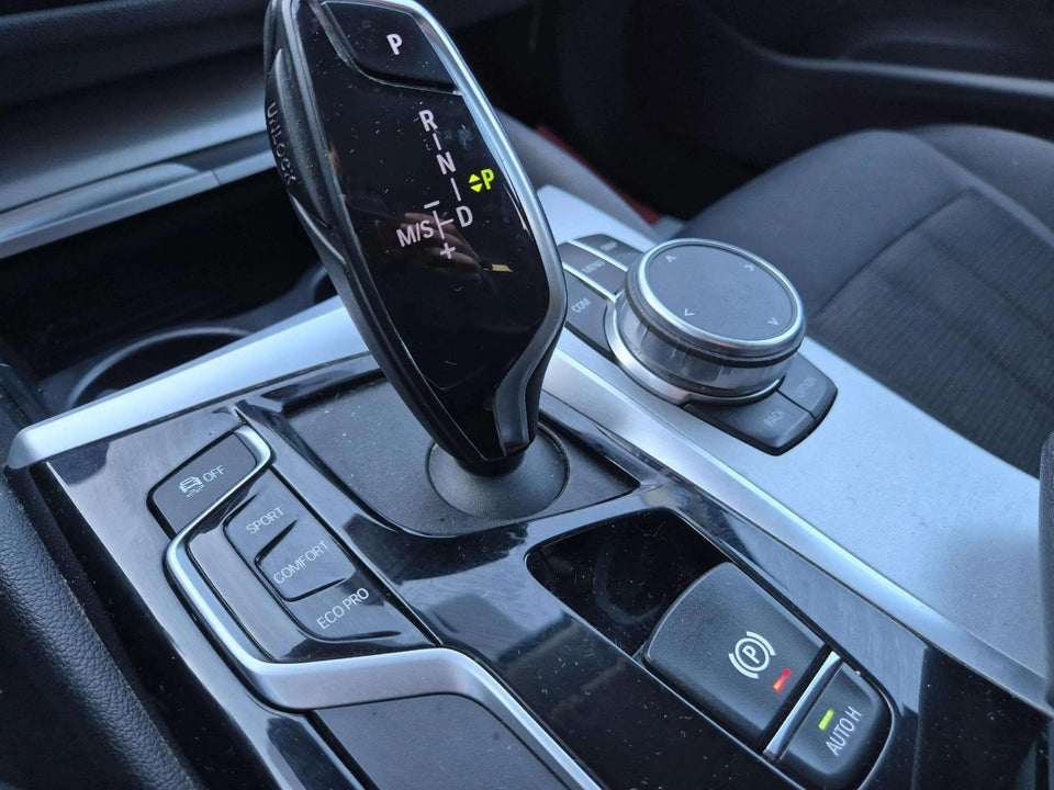 BMW 520d 2,0 Touring Connected aut. 5d