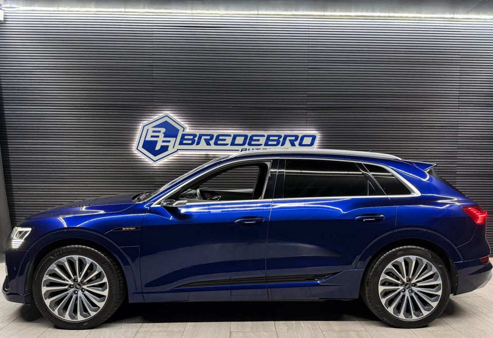 Audi e-tron 55 S-line quattro 5d