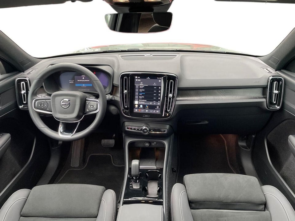 Volvo XC40 ReCharge Extended Range Core 5d