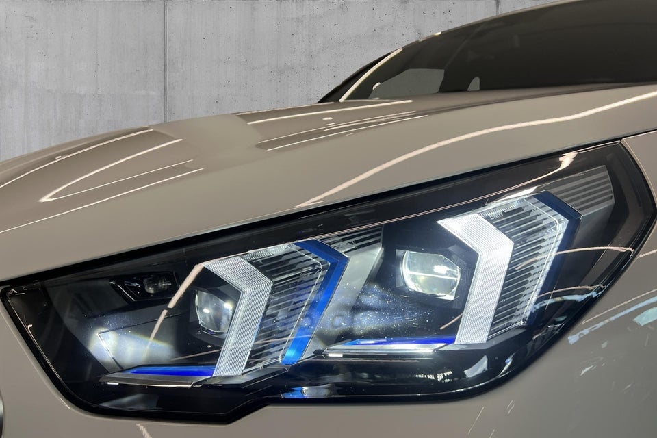 BMW iX2 eDrive20 M-Sport 5d