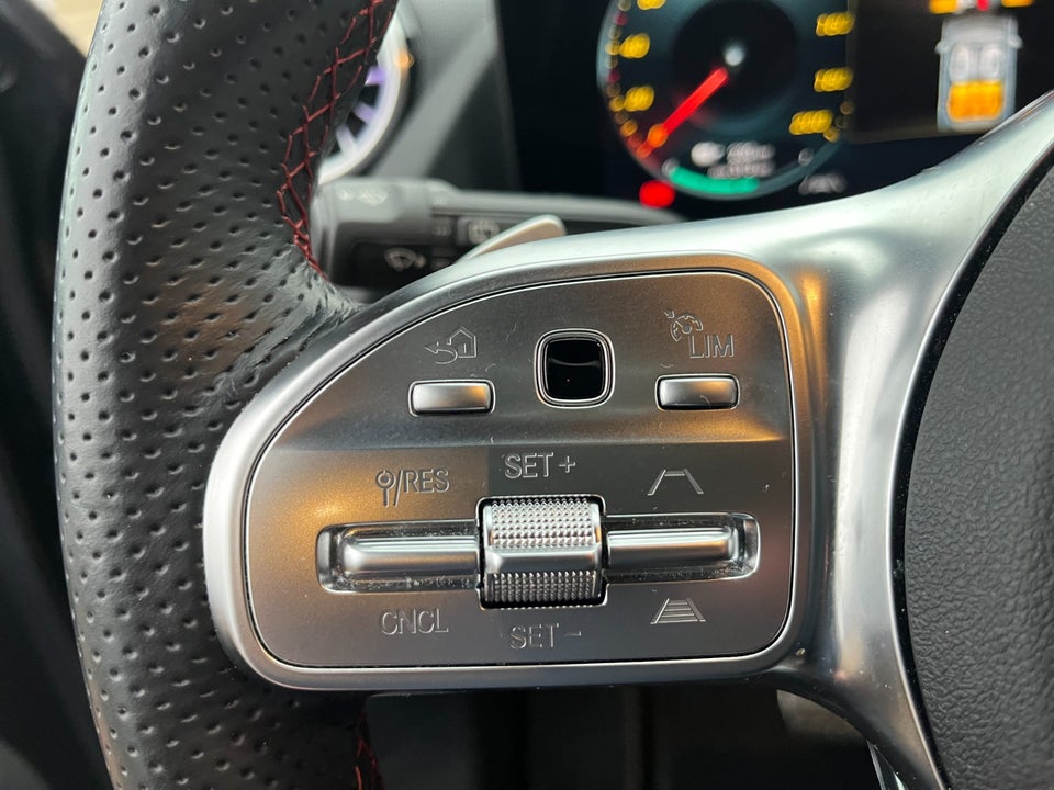 Mercedes EQA250+ AMG Advance 5d