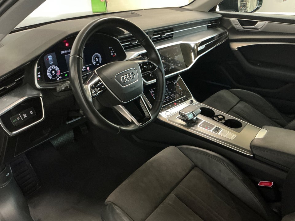 Audi A6 50 TFSi e Sport quattro S-tr. 4d