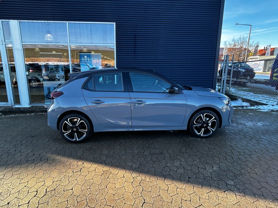 Opel Corsa 1,2 Sport 5d