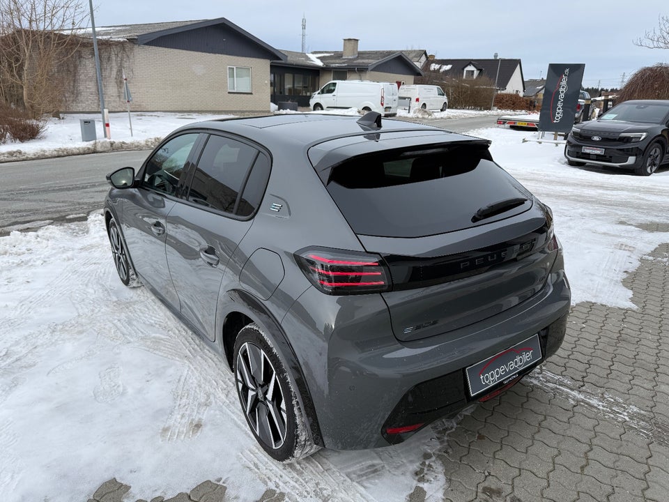 Peugeot e-208 54 GT Pack 5d
