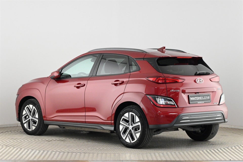 Hyundai Kona 64 EV Essential 5d