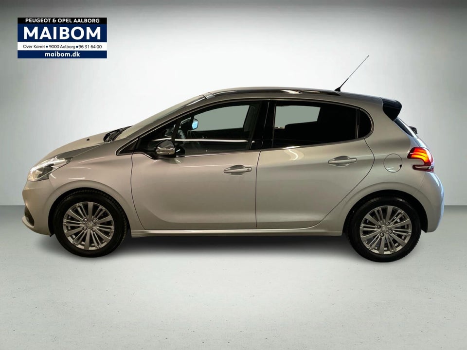Peugeot 208 1,6 BlueHDi 100 Desire Sky 5d