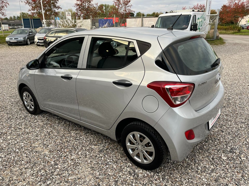 Hyundai i10 1,0 Move 5d