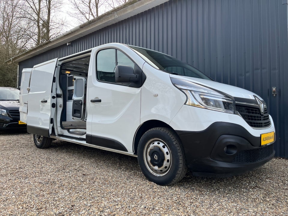 Renault Trafic T29 2,0 dCi 120 L2H1