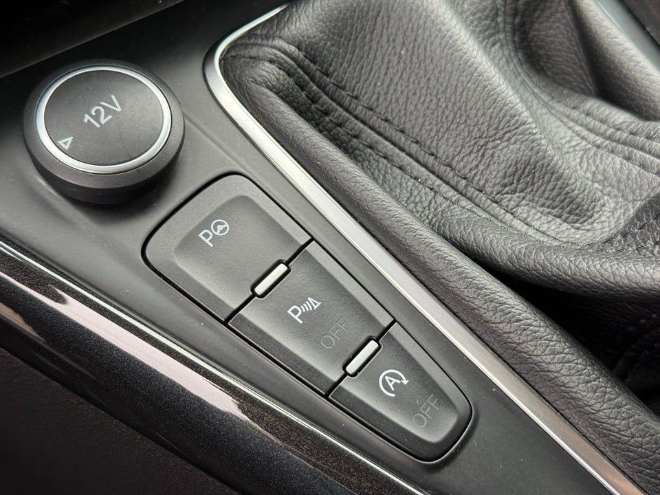 Ford Focus 1,5 SCTi 150 Titanium stc. 5d