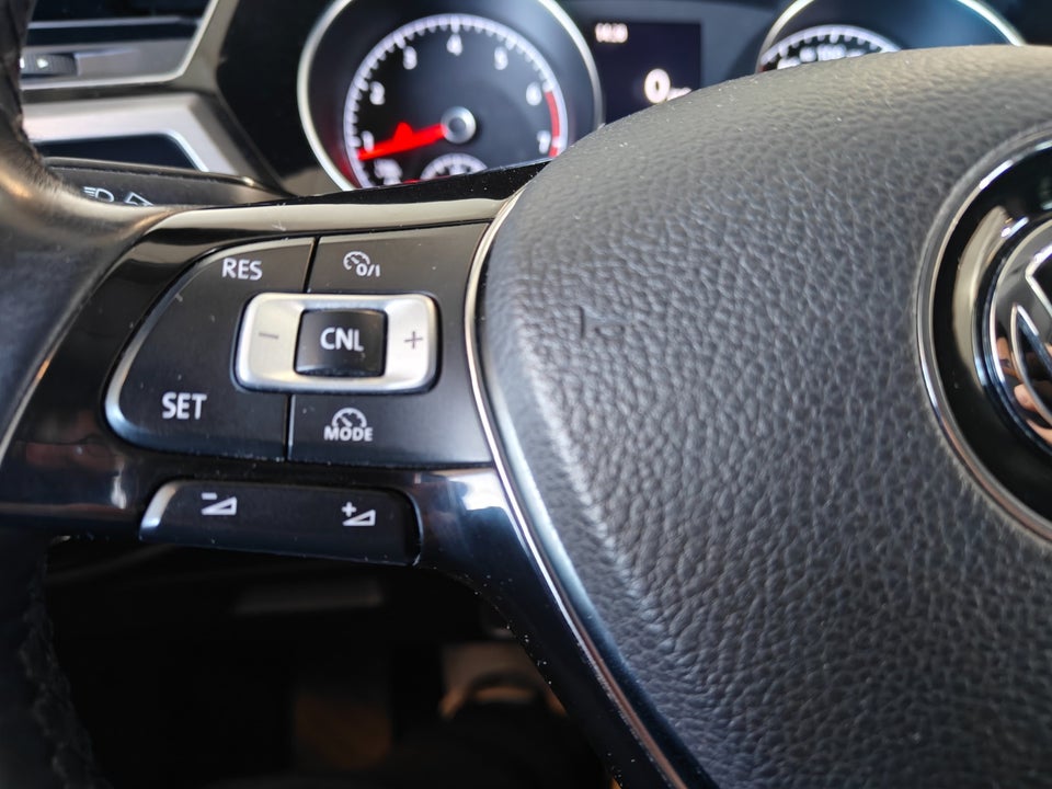 VW Touran 1,2 TSi 110 Comfortline 7prs 5d