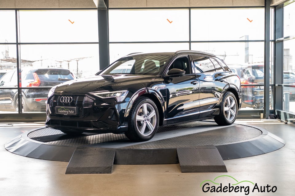 Audi e-tron 55 S-line quattro 5d