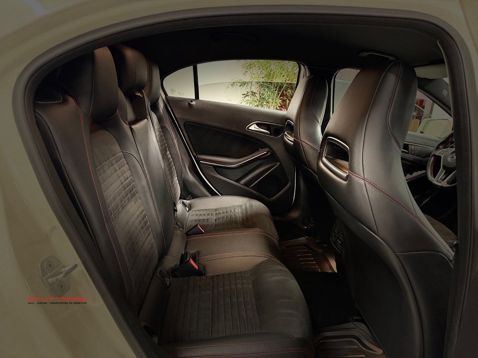 Mercedes A180 1,6 AMG Line 5d