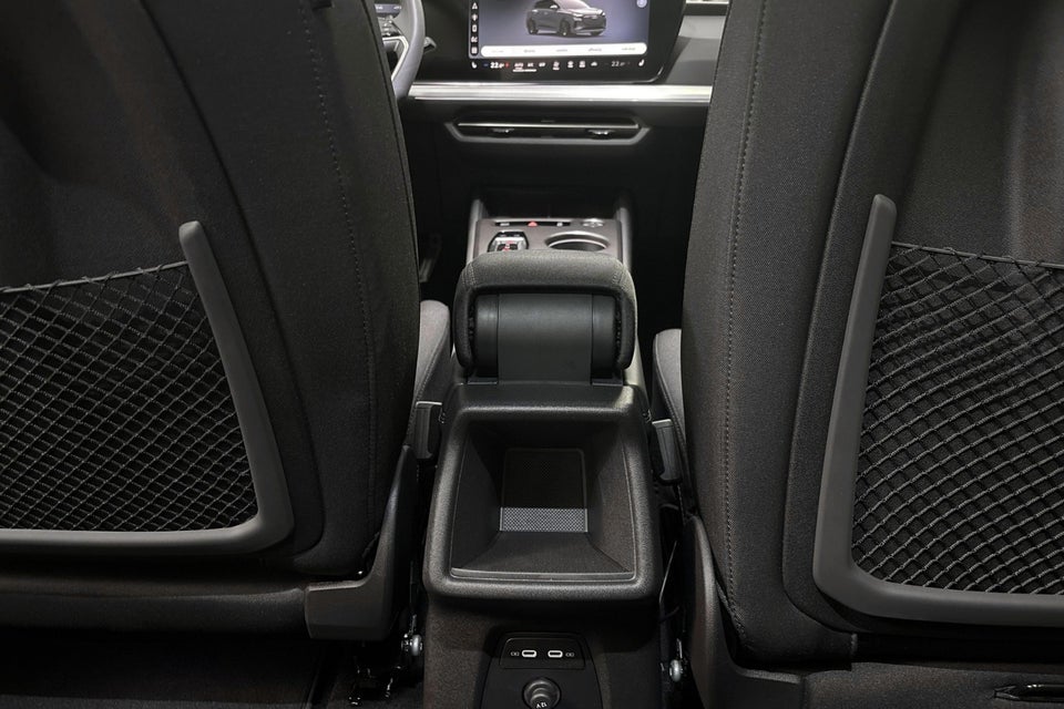 Audi Q4 e-tron performance 5d