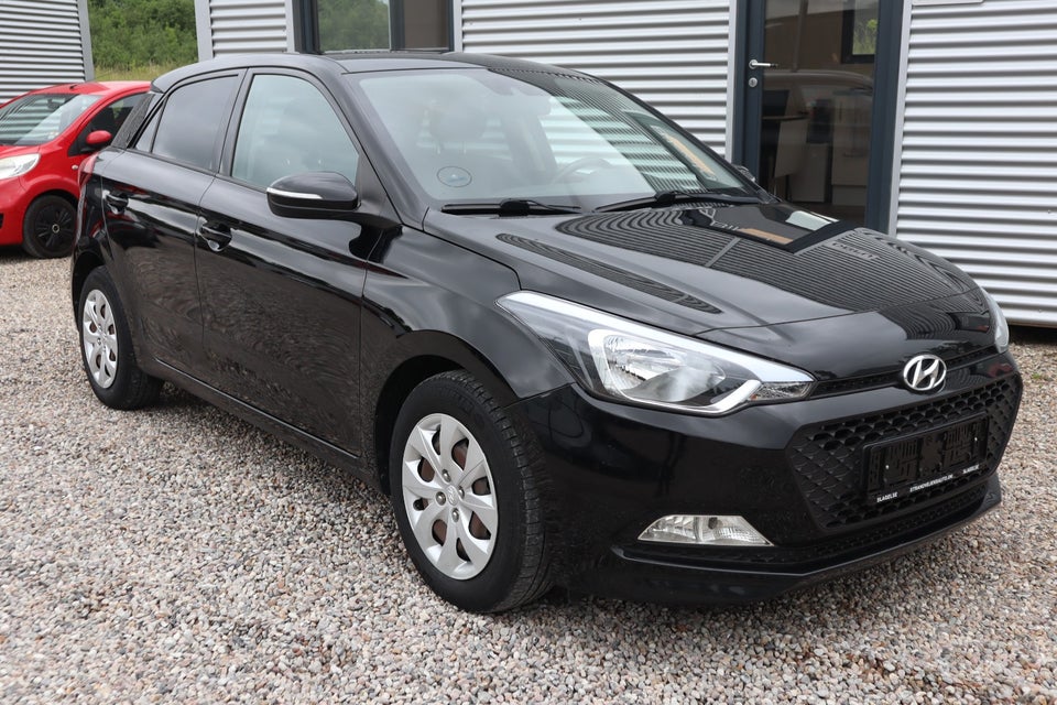 Hyundai i20 1,25 Trend 5d
