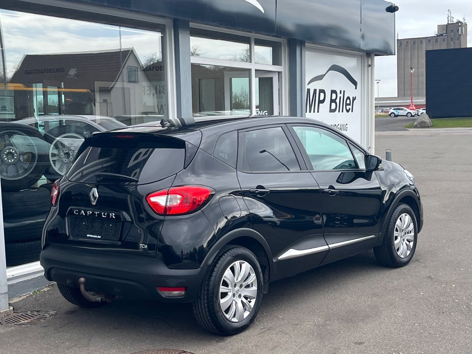 Renault Captur 0,9 TCe 90 Expression 5d