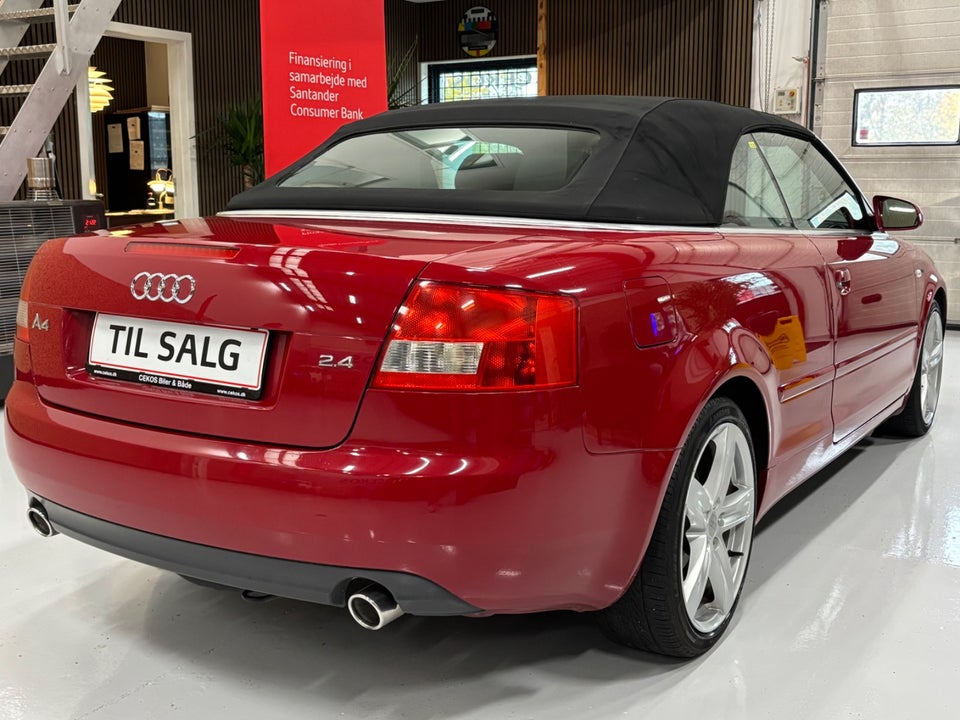 Audi A4 2,4 V6 Cabriolet Multitr. 2d