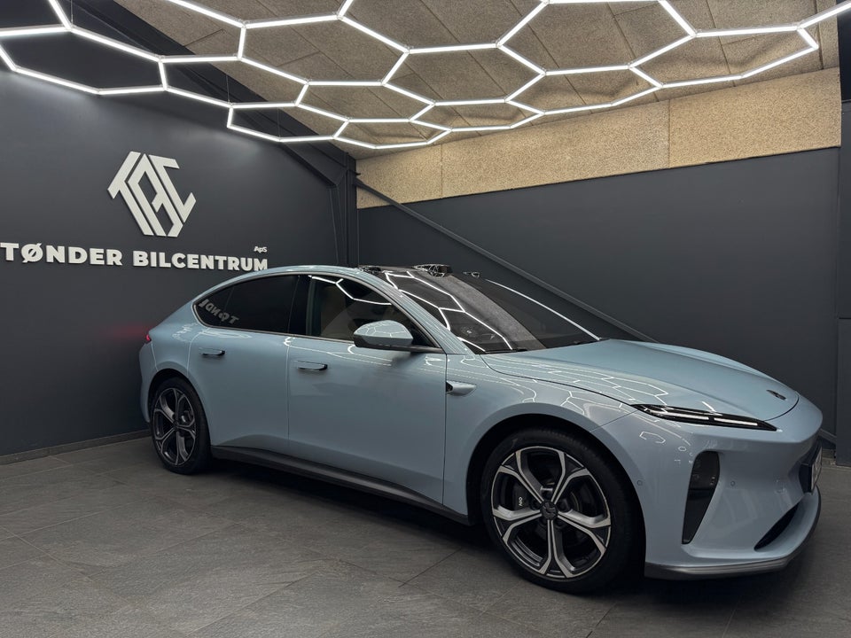 NIO ET5 100 Long Range 4d