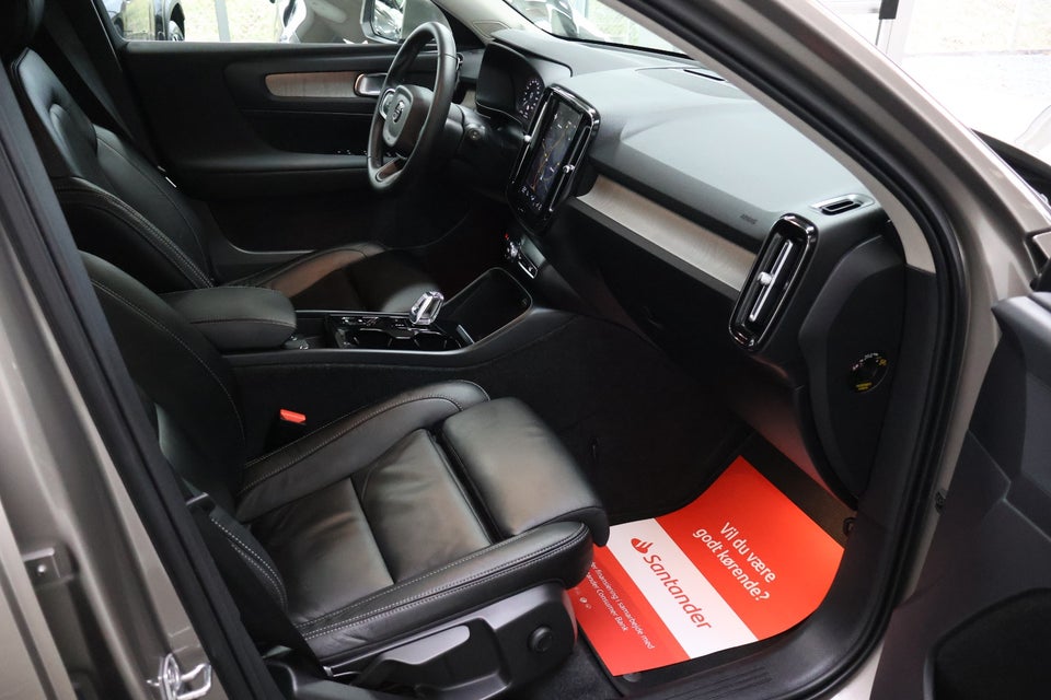 Volvo XC40 1,5 T5 ReCharge Inscription aut. 5d